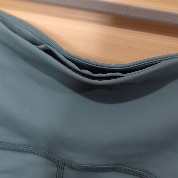 Spanx Booty Boost Active Leggings 7/8 Womens Size 3X North Atlantic NWT 50196 - Picture 3 of 13